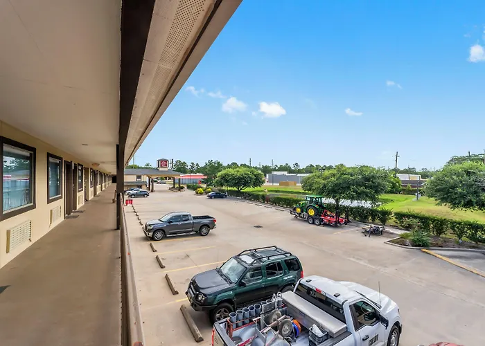 Executive Inn & Suites Magnolia