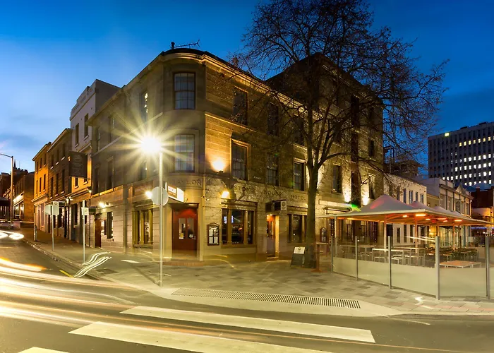 Customs House Hotel