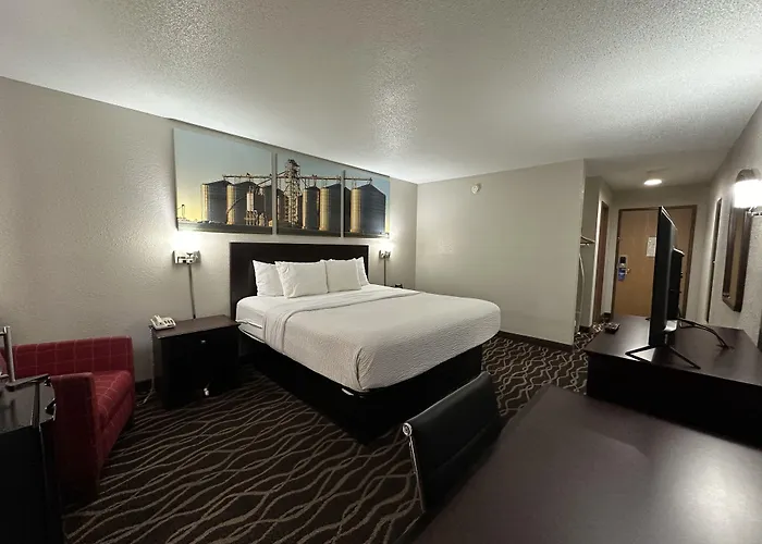 Days Inn & Suites By Wyndham Casey