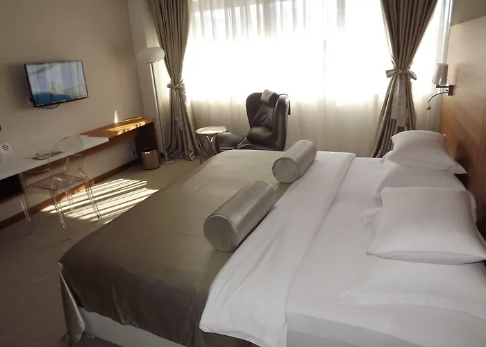 Hotel Aurel
