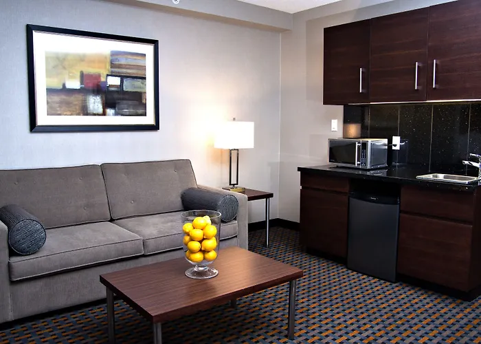Holiday Inn Express Pembroke By Ihg