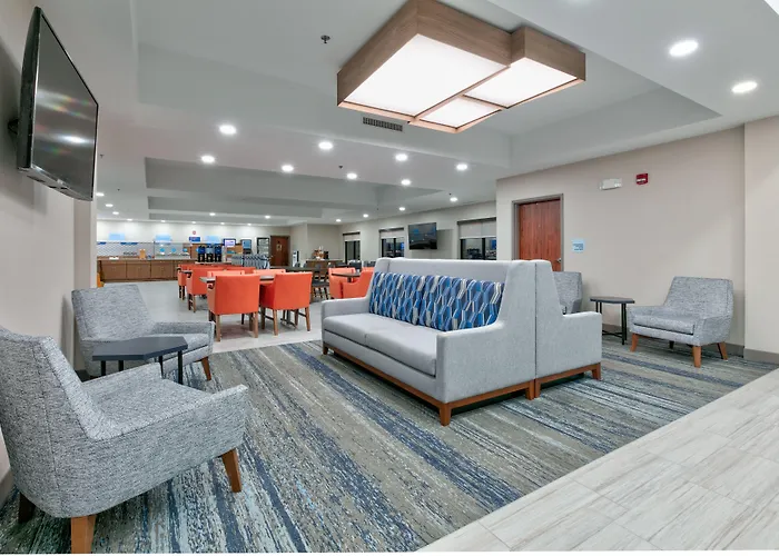 Holiday Inn Express Hotel & Suites Shakopee By Ihg