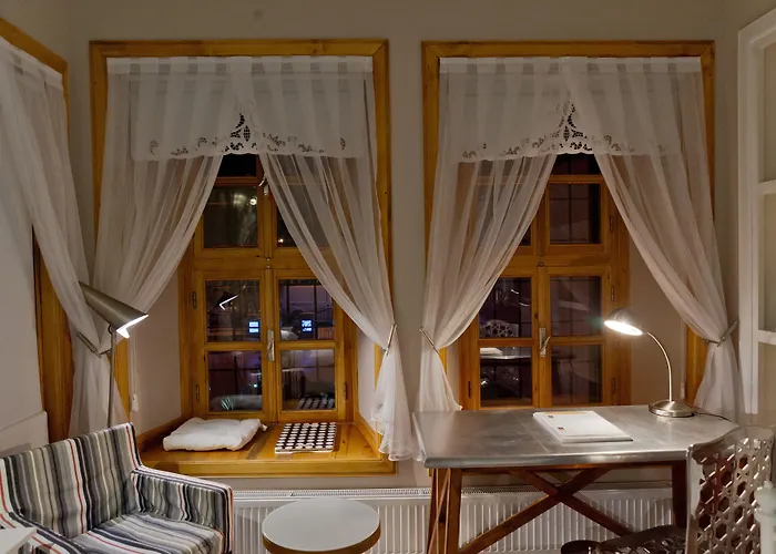 Hich Hotel Konya