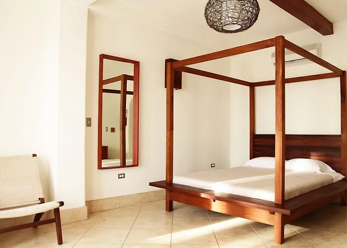 Hotel Alcazar