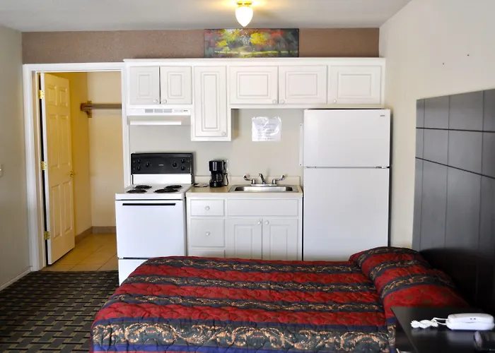 Andrews Motor Inn