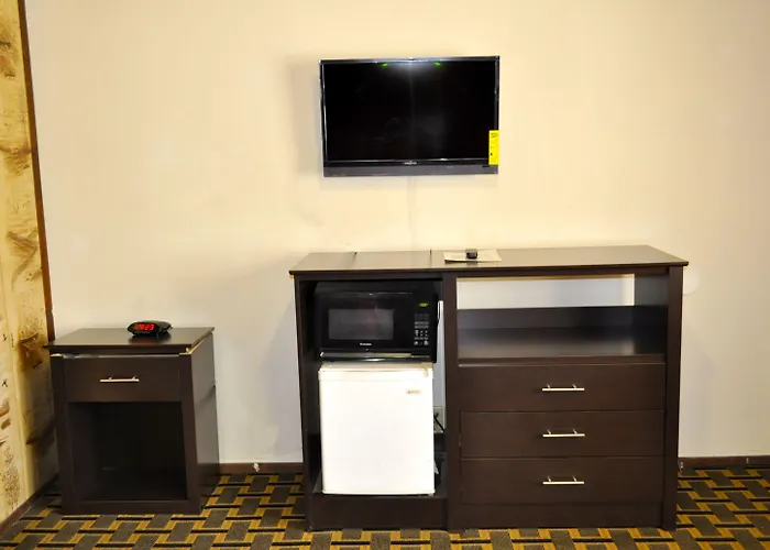 Andrews Motor Inn