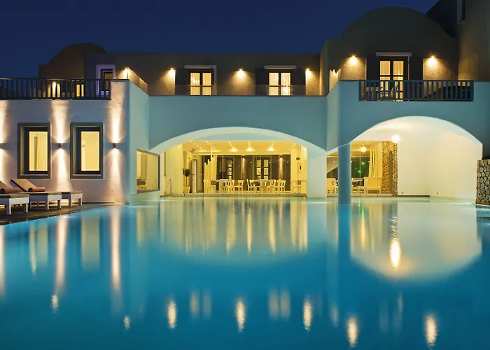 Acroterra Rosa Luxury Suites & Spa