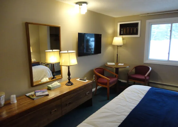 Eastern Inn & Suites