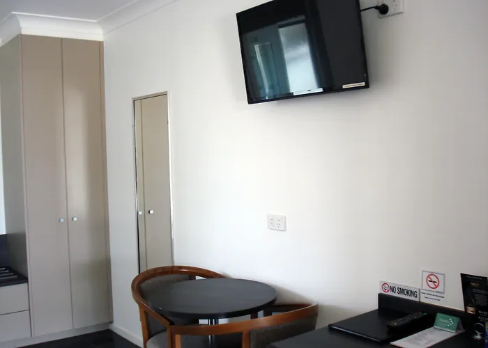 Oakey Motor Inn