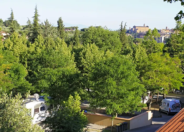 Camping Siena Colleverde