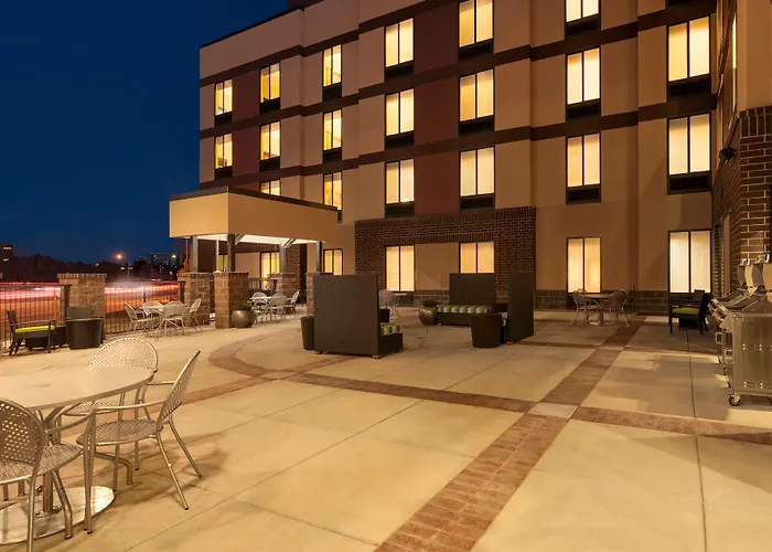 Home2 Suites By Hilton Denver West / Federal Center