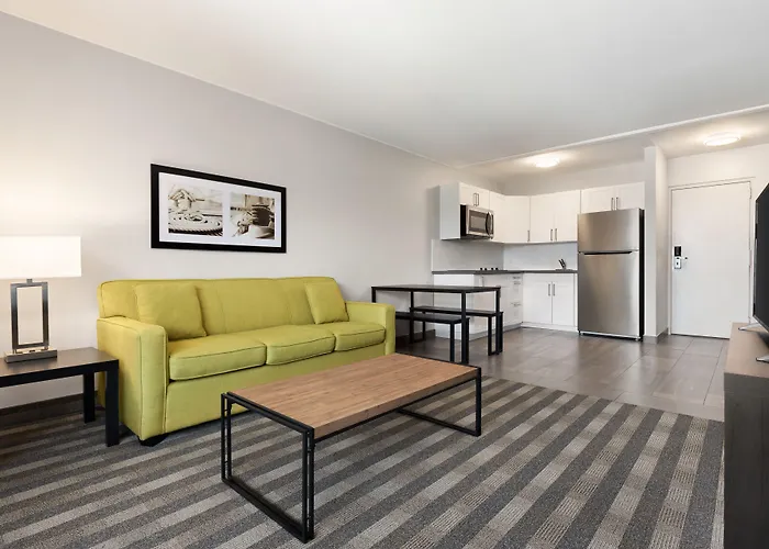 Days Inn By Wyndham Sarnia Harbourfront