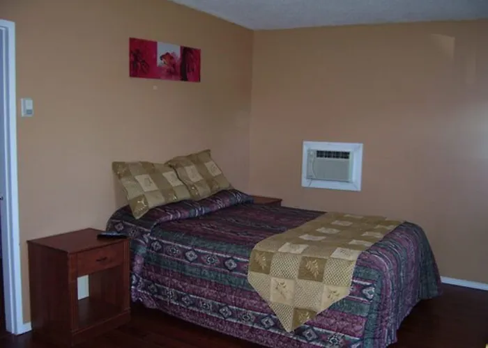 Beach Grove Motel