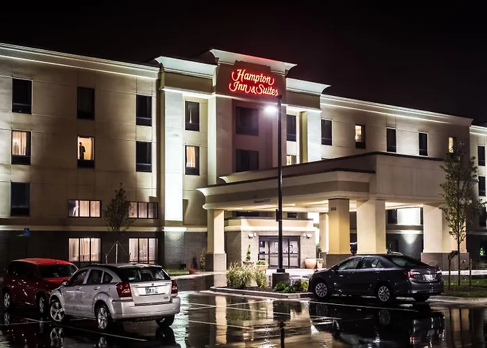Hampton By Hilton Lansing West