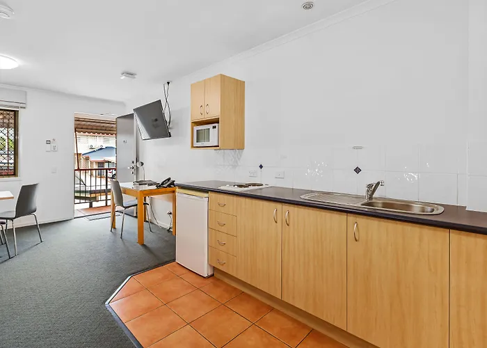 Browns Plains Motor Inn