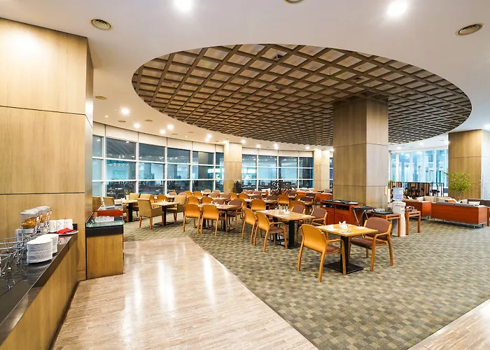 Gumi Century Hotel