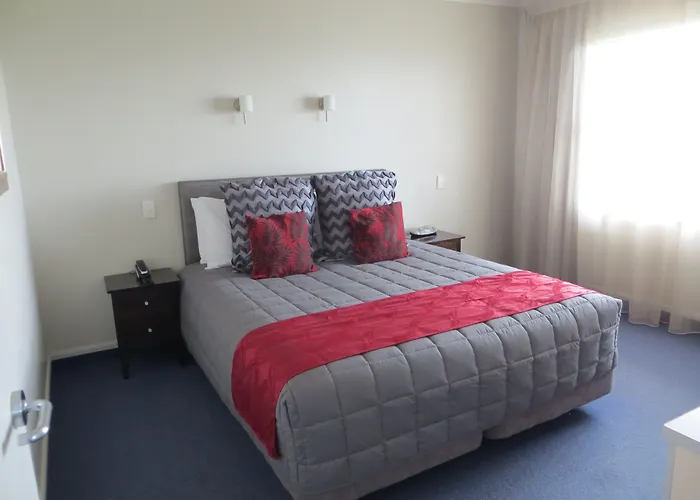 Harbour View Motel On Ahuriri Beach In Napier Nz With Sea View Suites