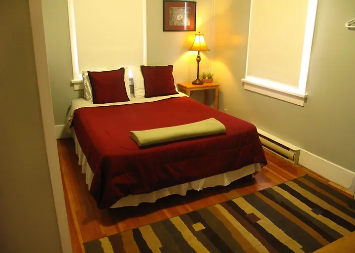 Tofino Trek Inn B & B