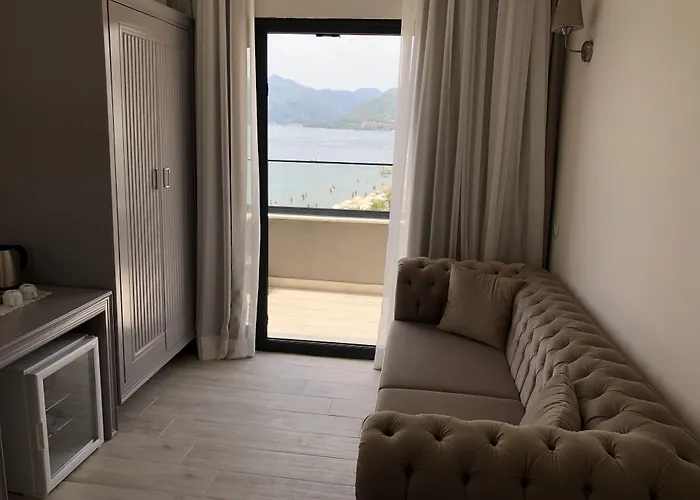 Yunus Beach Hotel