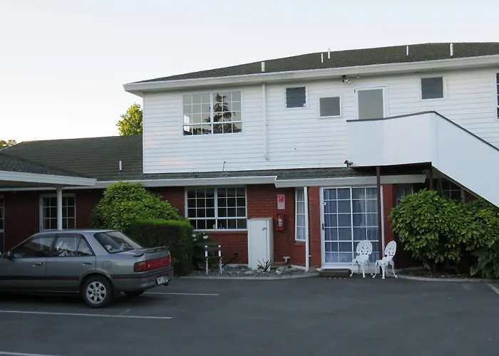 Admirals Motor Lodge