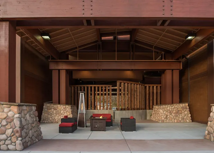 Holiday Inn Express Klamath - Redwood Ntl Pk Area By Ihg