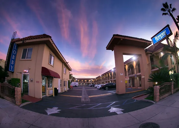 Rodeway Inn & Suites Bellflower