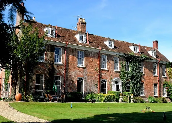 New Park Manor Hotel