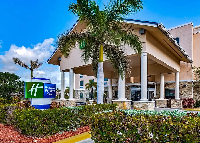 Holiday Inn Express & Suites Lantana By Ihg