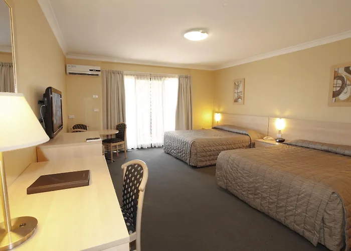 Maclin Lodge Motel