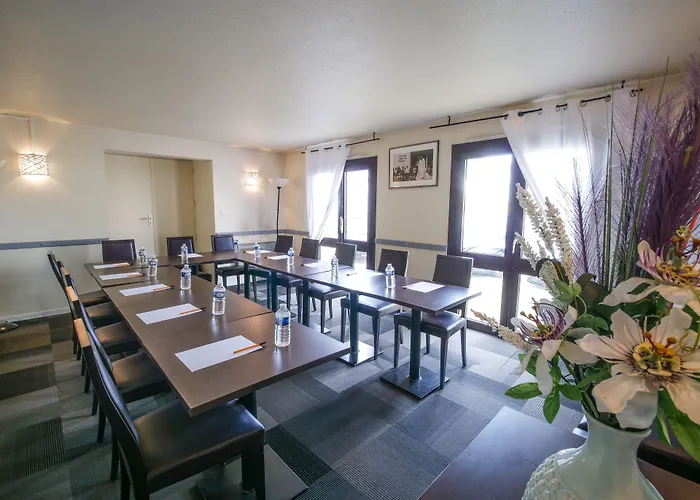 Hotel Inn Design & Restaurant Chartres