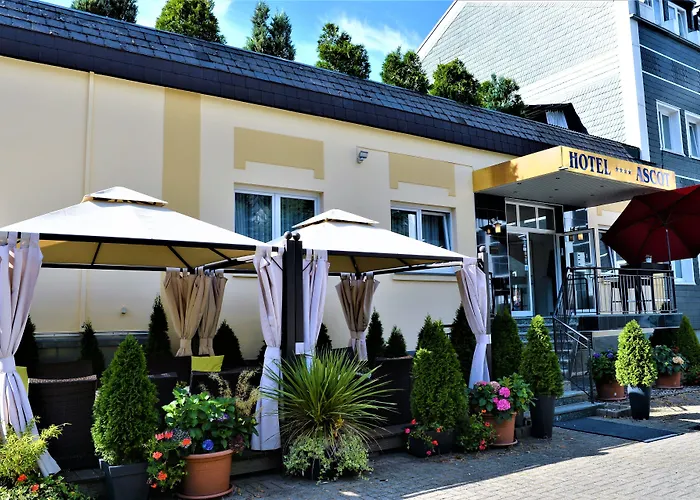 Ascot Hotel