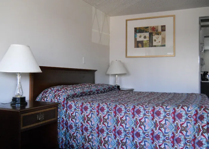 Value Inn Motel - Milwaukee Airport South