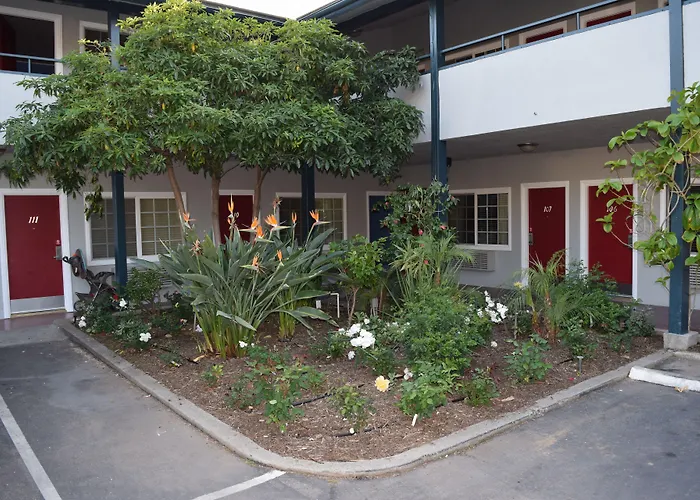 Rose Garden Inn