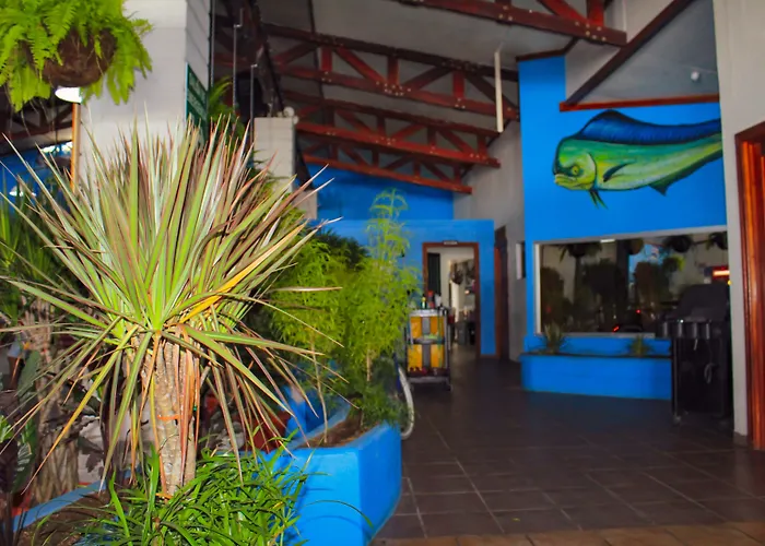 Fish Hook Marina Hotel