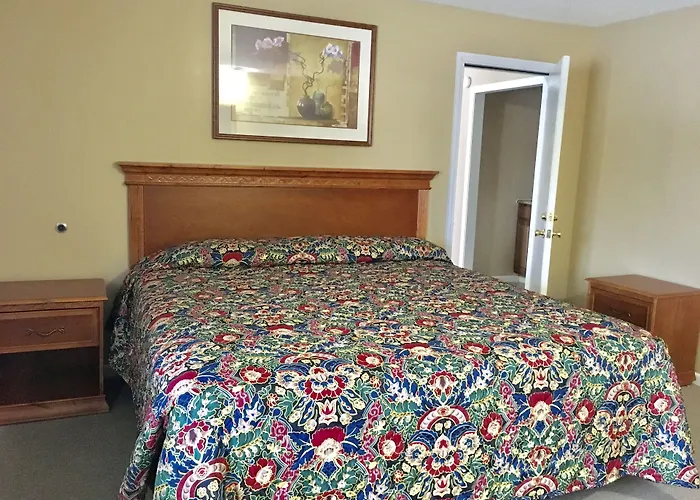 Granada Inn Motel - Kalkaska