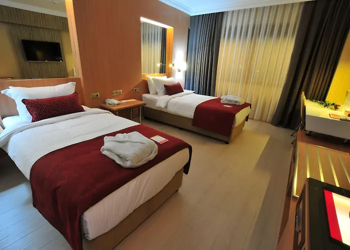 Ramada Usak