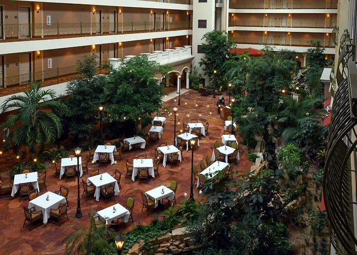 Woolley'S Classic Suites