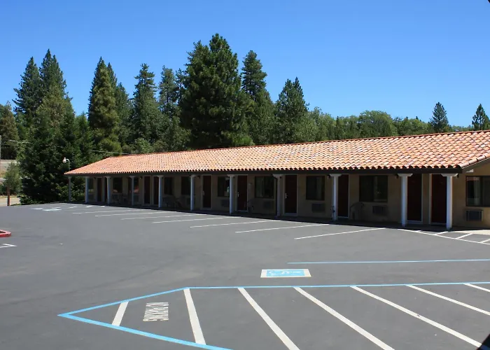 Gold Trail Motor Lodge