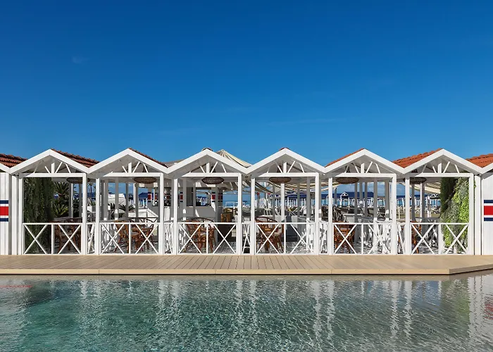 Augustus Hotel & Resort