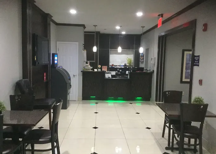 Muskogee Inn And Suites