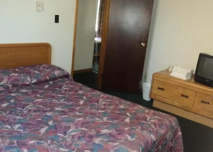 Oasis Motel By The Falls
