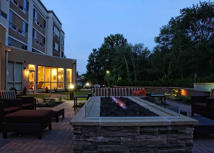 Courtyard By Marriott Philadelphia Bensalem