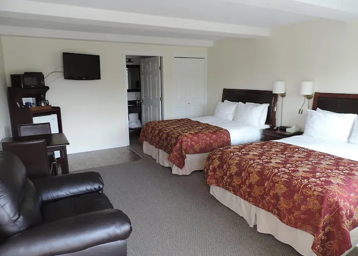 Bayshore Waterfront Inn