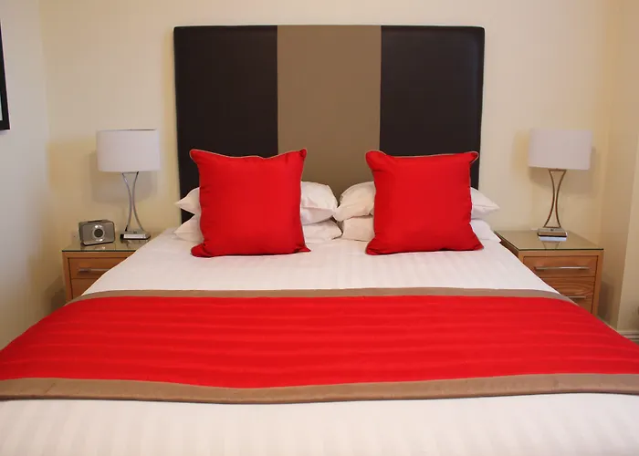 Hof - Central Point Apartments