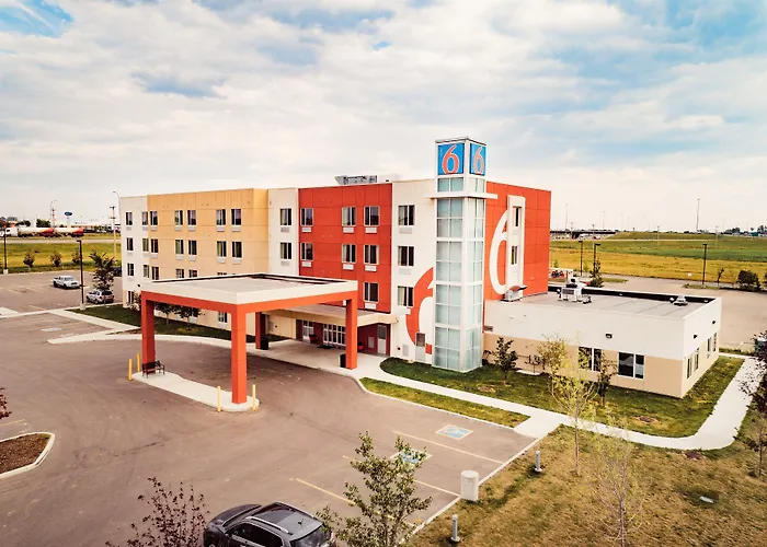 Motel 6 Airdrie