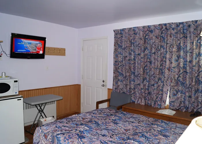 Robyn'S Motel