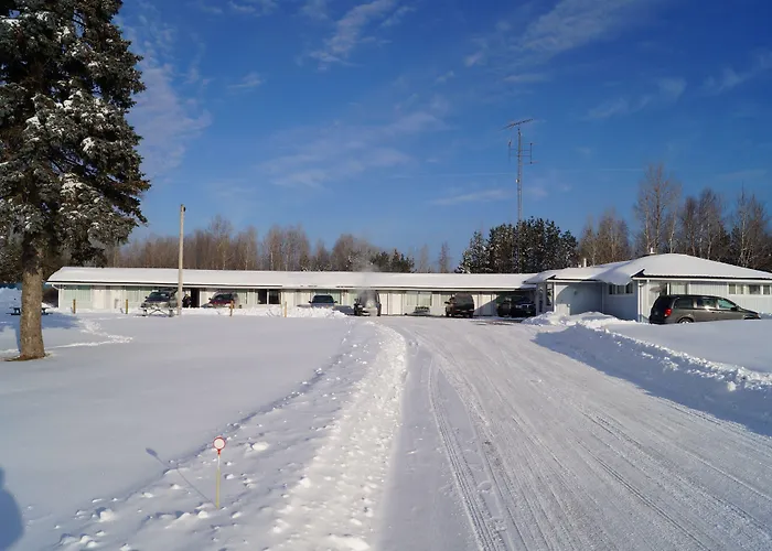 Robyn'S Motel