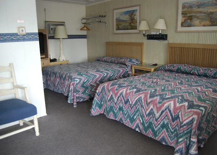 Redwood Motel
