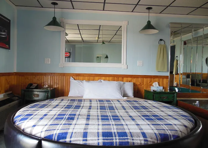 Motor Court Motel