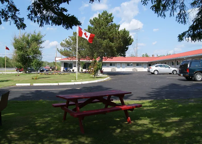 Blue Jay Motel